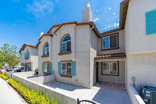 Building Photo - Beautiful 3 Bed/2.5 Bath Condominium In Pelican Cove Of Oceanside!