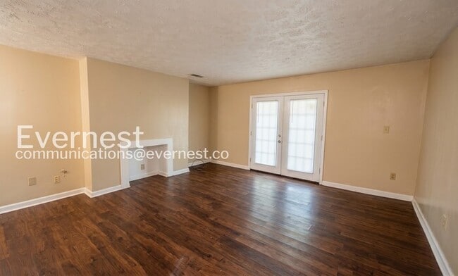 Photo - 3575 Oakvale Rd
