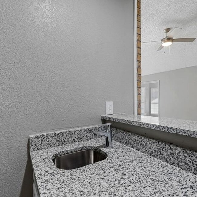 Photo - 4047 St Christopher Ln Unit 4049