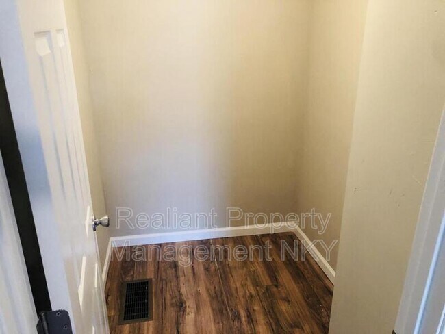 Photo - 1004 Greenup St