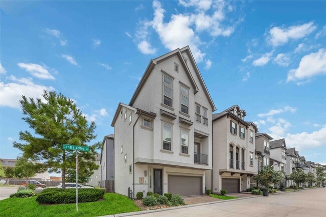 Photo - 4012 Centre Valley Ln