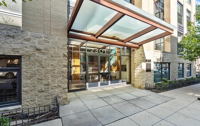 Building Photo - Modern 2BR, 2BA Industrial-Chic Living in ... Rental
