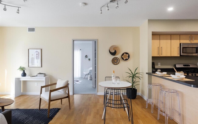 Photo - 2999 Lawrence St Unit 202