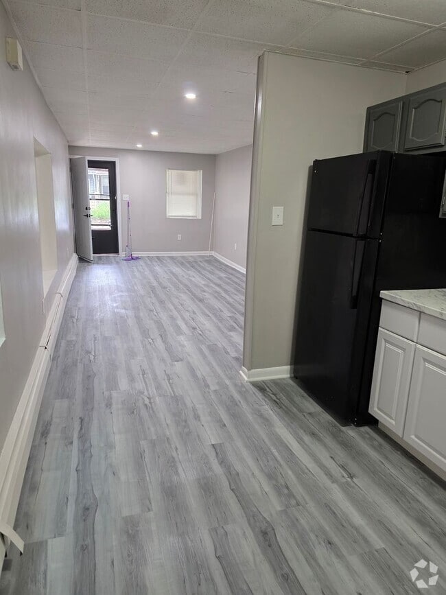 Building Photo - 2010 Edgmont Ave Unit 1 Rental