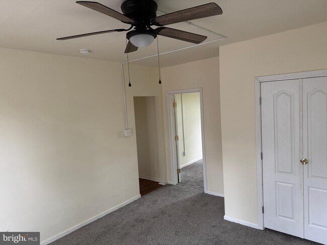 Photo - 117 Montgomery Ave