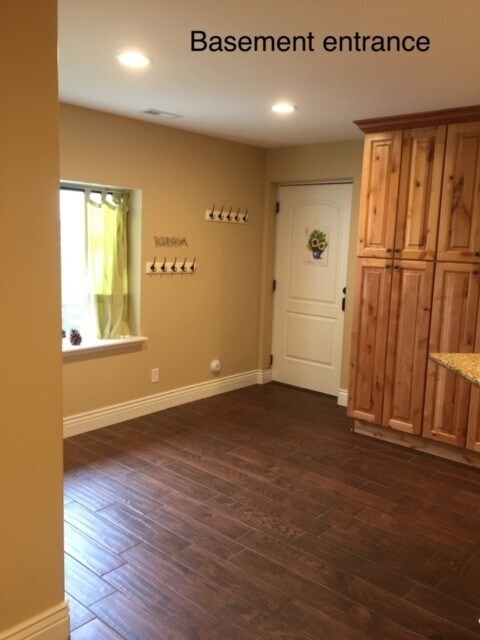 Photo - 11061 Lucas Ln