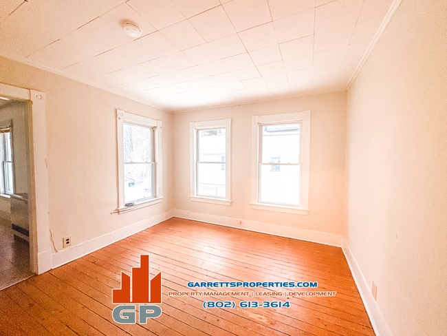 Photo - 2 Harrington Ave Unidad 3