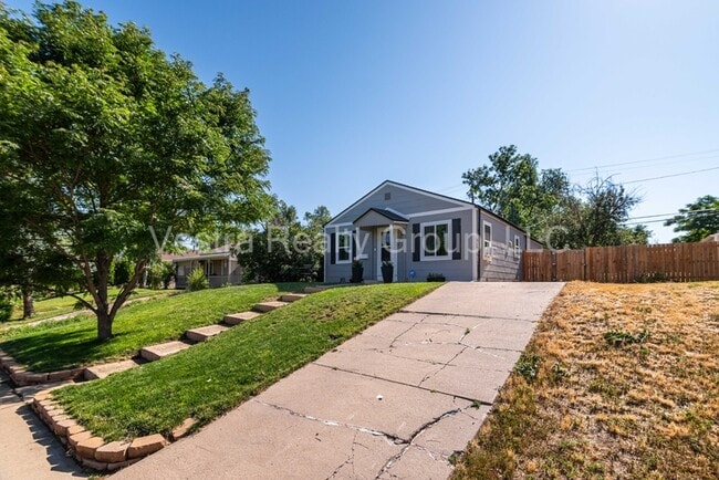 Photo - 1176 Xenia St