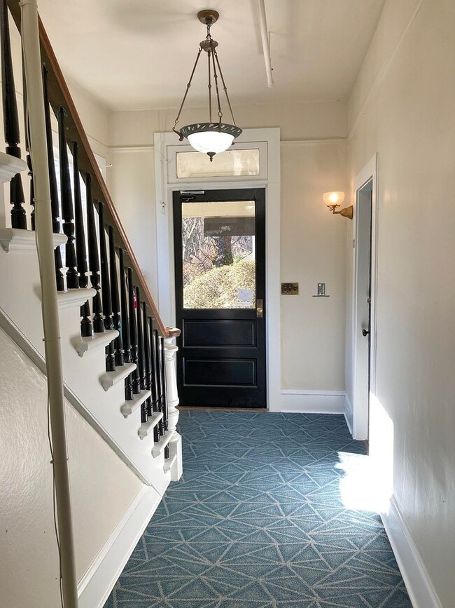 Photo - 2234-2238 SW Vista Ave Unit 2