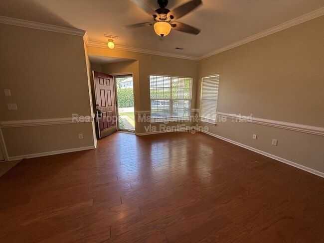 Photo - 3930 Fountain Village Cir