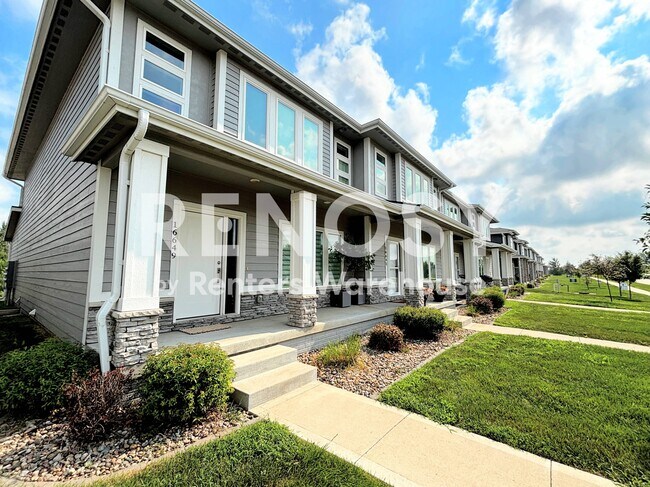 Photo - 16643 Wilden Dr