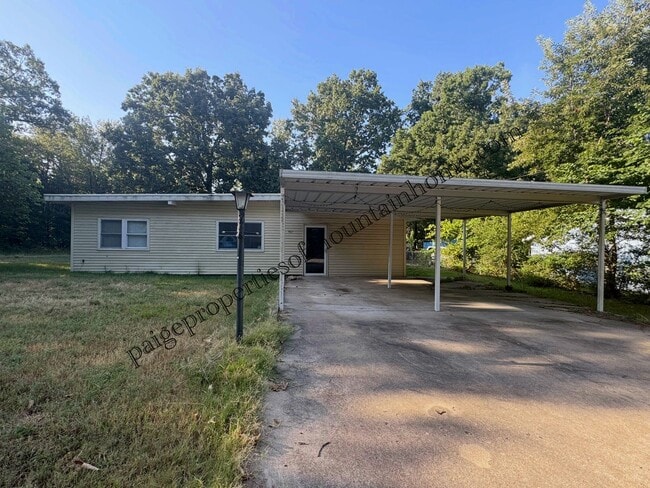 Building Photo - 501 Lynette Ave