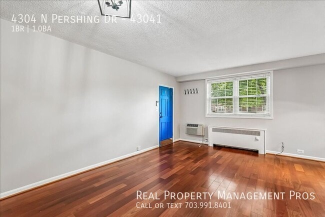 Photo - 4304 N Pershing Dr Unit 43041