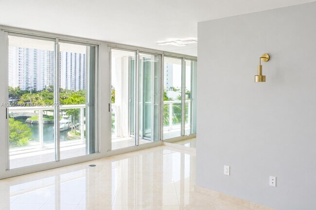 Photo - 16400 Collins Ave Unidad 542