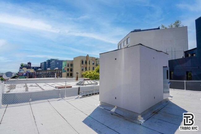 Photo - 3 bedroom in RIDGEWOOD NY 11385 Unit 1L