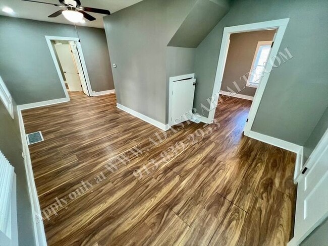 Photo - MOVE IN SPECIAL!! Updated 4 Bed 3 Bath Home in KCMO-Available NOW!! MOVE IN SPECIAL $200 OFF 2nd ...
