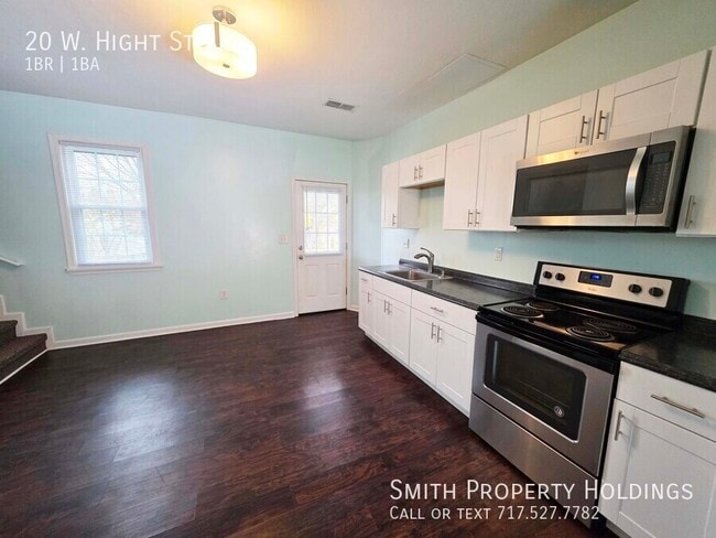 Photo - 20 W High St