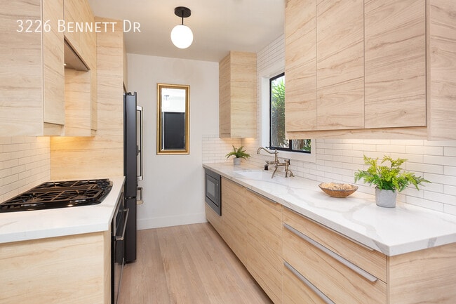 Photo - 3226 Bennett Dr
