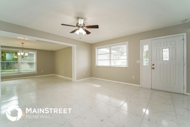 Photo - 5662 Espanola Ave