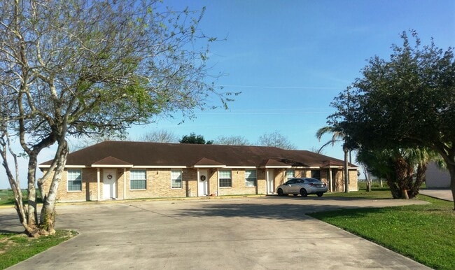 Building Photo - 2525 Chuparosa Ct Unit 3