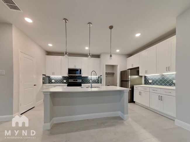 Photo - 508 Amalfi Wy