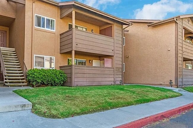Photo - Pristine condo in the charming and quaint community of Lakeshore Villas 2/2 Pets OK With Owner Ap...