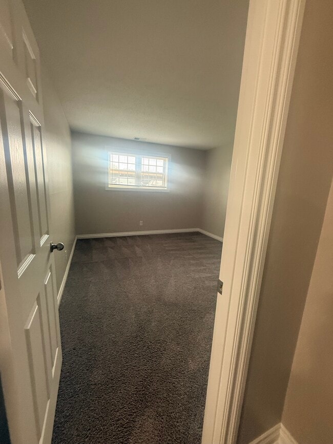 Photo - Lake View Shores Apartments