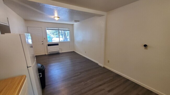 Photo - 2 Bedroom 1 Bath Duplex In Sierra Village ... Unit A