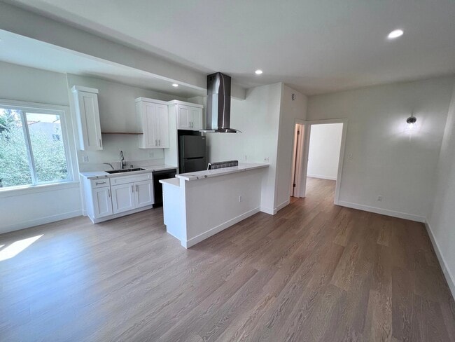 Photo - 133 N Reno St Unit 202