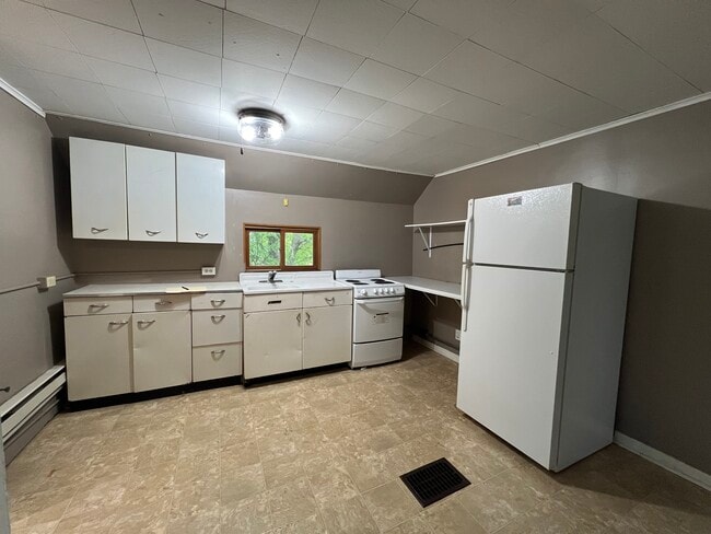 Photo - 1414 Beltrami Ave NW Unit B