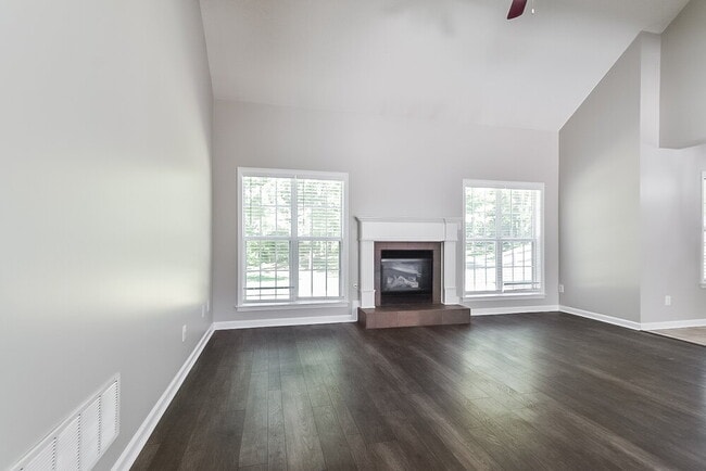 Photo - 2007 Westwind Dr
