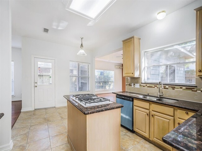 Photo - 1827 Senca Springs Ct