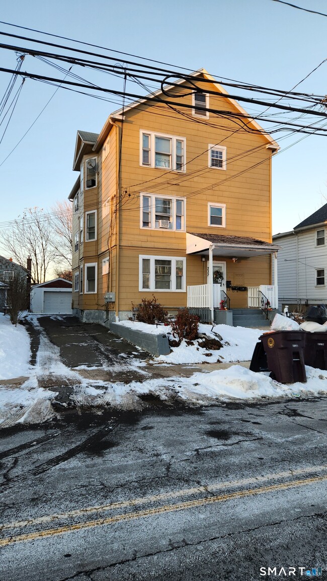 Building Photo - 232 Kelsey St Unit 1