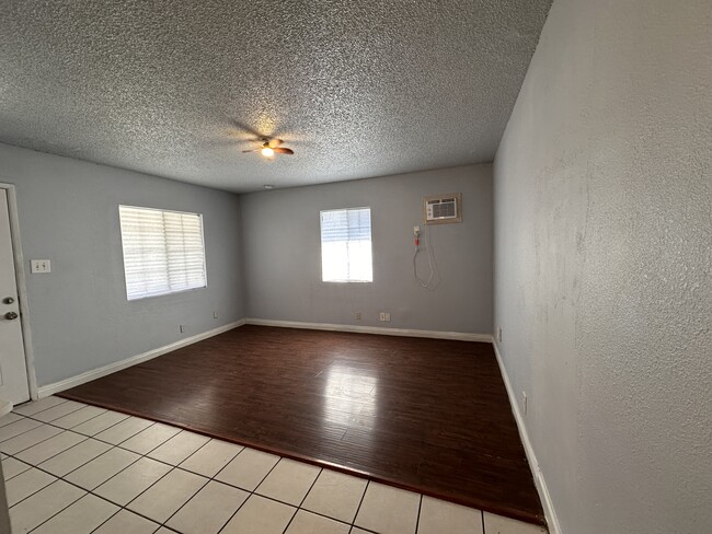 Photo - 3687 Pioneer Dr