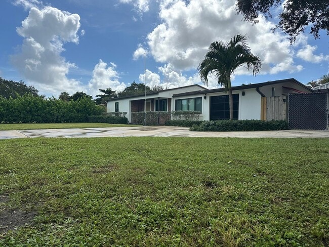 Photo - 2940 Cherokee Rd