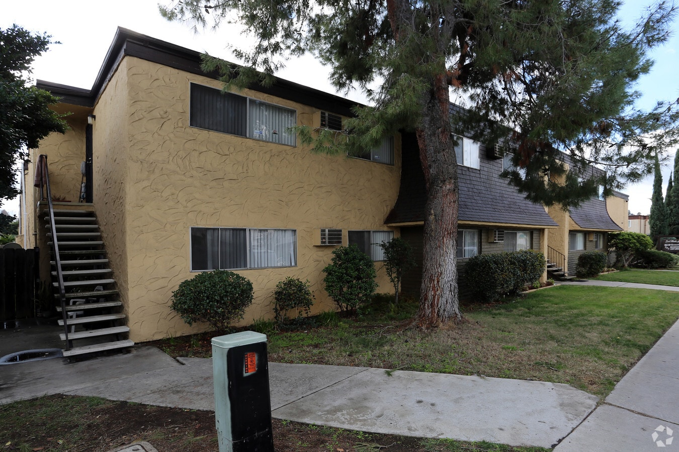 Photo - East Winds Apartments