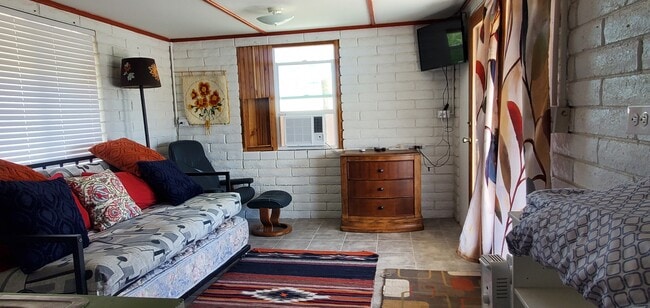 Photo - 1180 W Lewis Rd