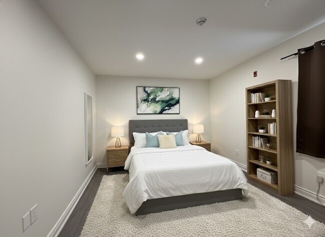 Building Photo - 7800 Lundy's Ln Unit 102