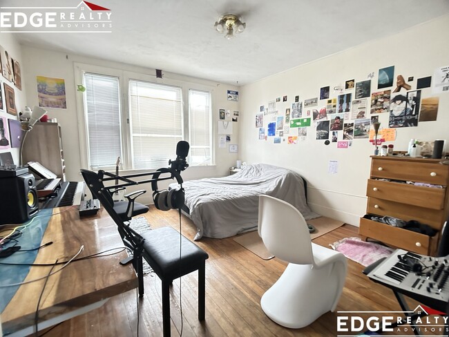 Photo - 22 Wadsworth St Unidad 2