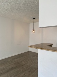 Swan Court Apartments