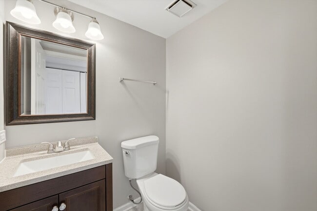 Photo - 1447 Big Horn Trail