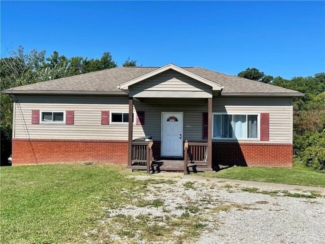 Photo - 1349 Connellsville St House