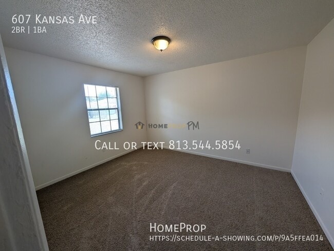 Photo - 607 Kansas Ave