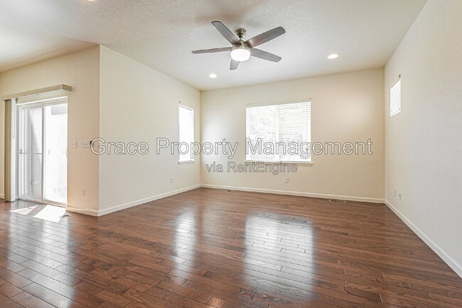 Photo - 618 W 171st Pl
