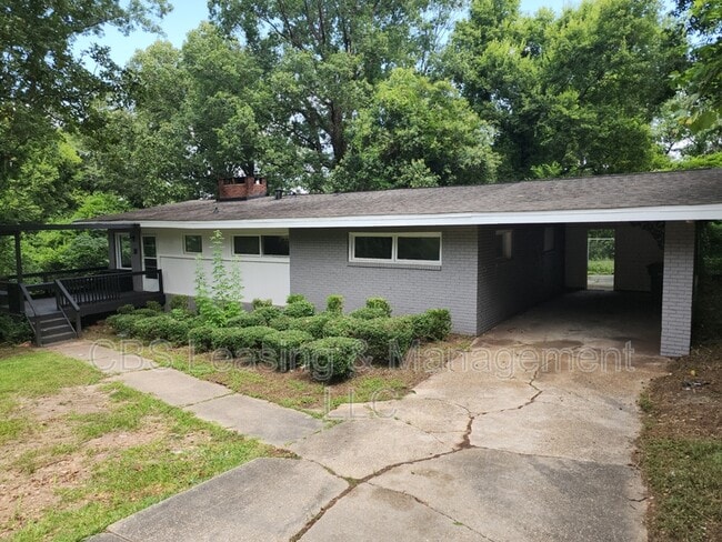 Building Photo - 4001 Calhoun Dr Rental