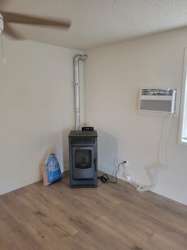 Photo - 3 bed/2 bath