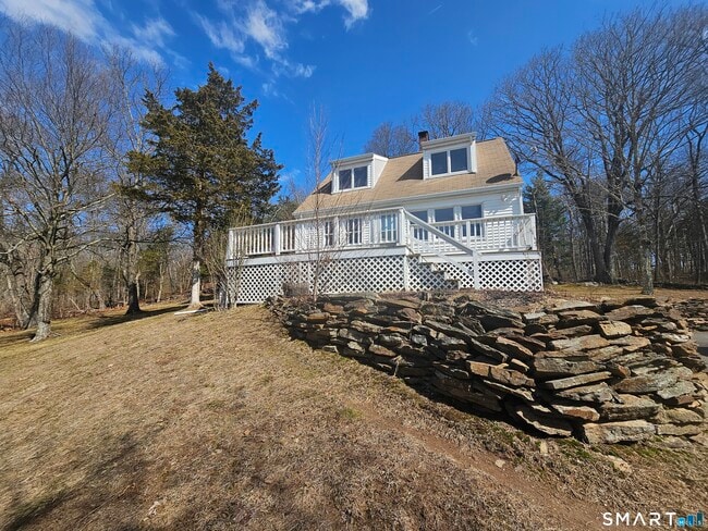 Photo - 932 Saybrook Rd