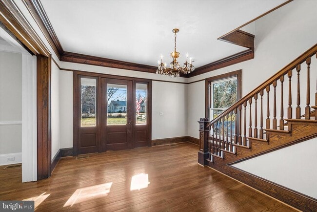 Photo - 311 W Main St