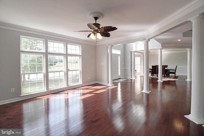 Photo - 2150 Chestnut Ln