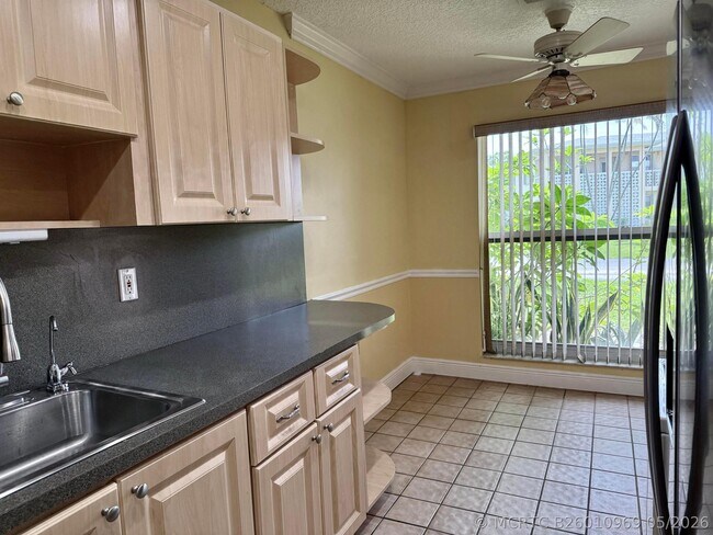Photo - 1460 NW 19th Terrace Unit 71-a